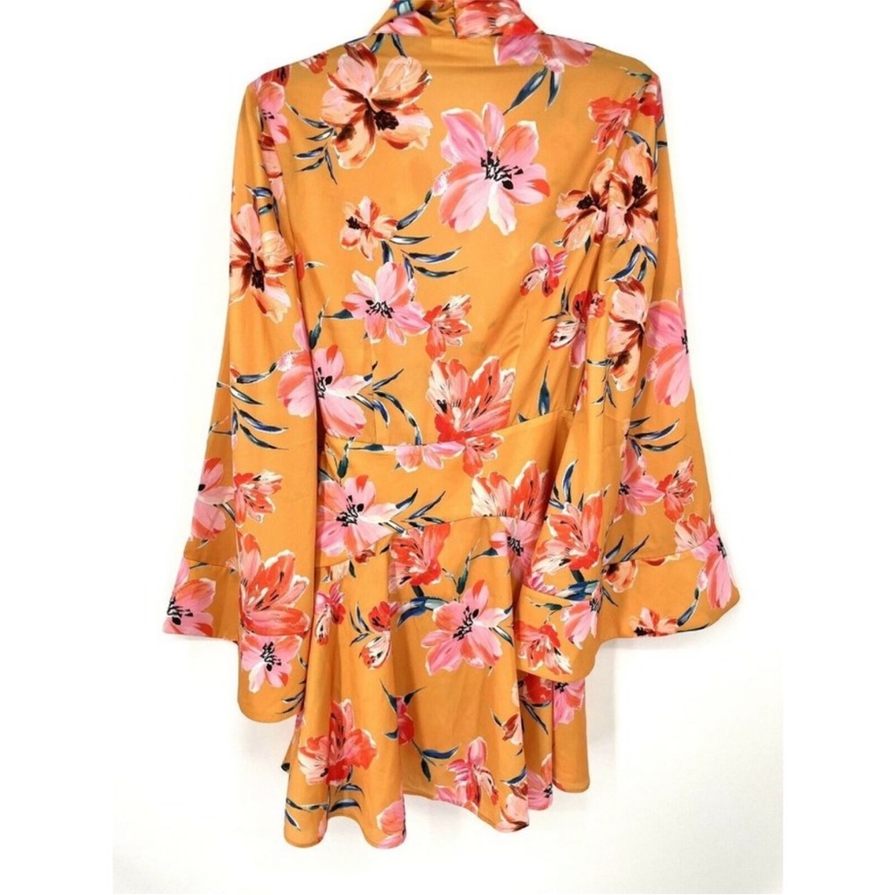 Significant Other Zoe Floral Bell Sleeve Satin Mini Dress 8 - Picture 7 of 9